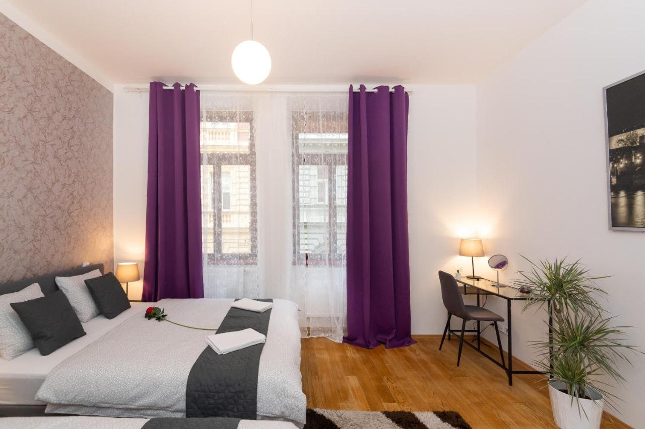 Luxury Apartment In The Center Of Praga Zewnętrze zdjęcie
