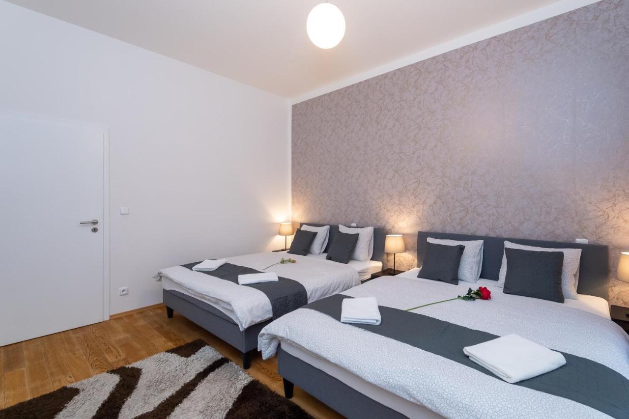 Luxury Apartment In The Center Of Praga Zewnętrze zdjęcie