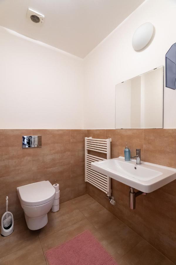 Luxury Apartment In The Center Of Praga Zewnętrze zdjęcie